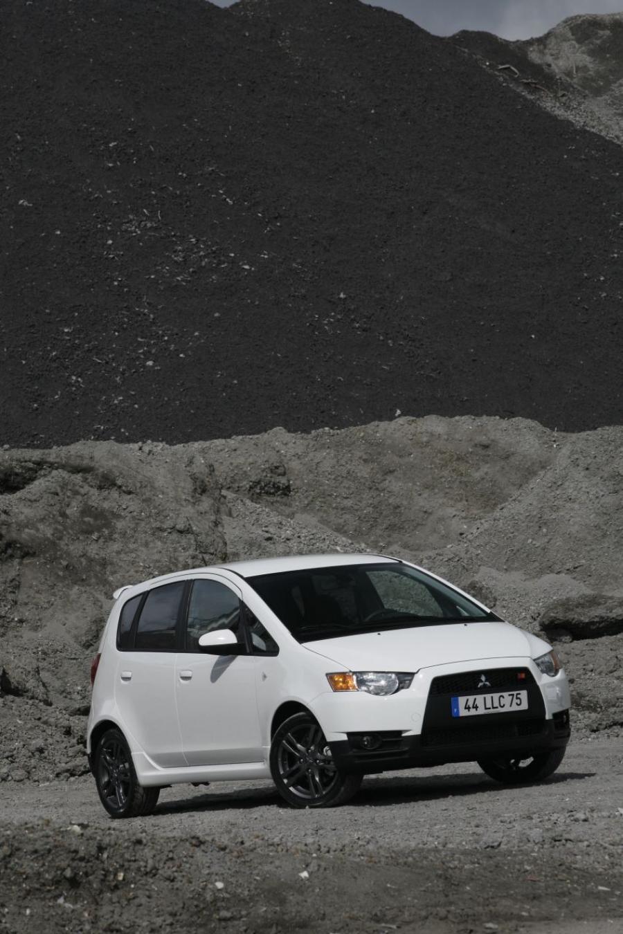  Mitsubishi Colt Ralliart 2009 года  (фото 24 из 60)